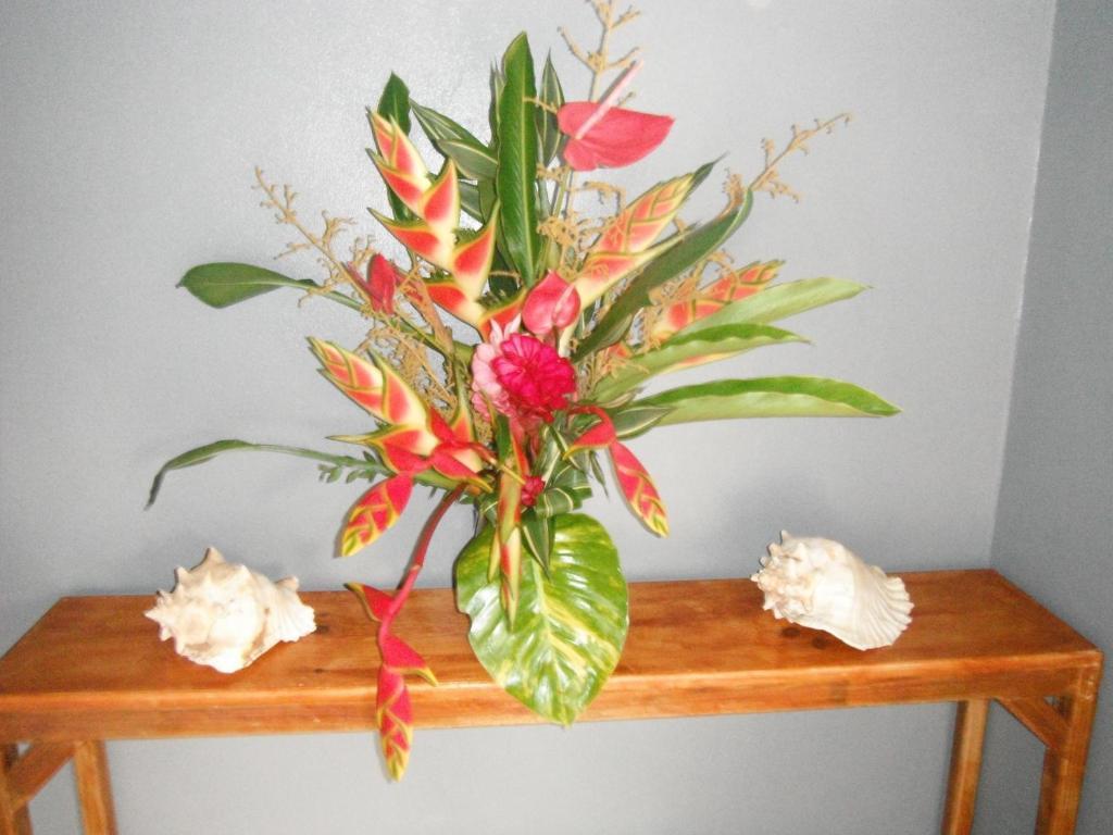 Classique International In Dominica Marigot Room photo