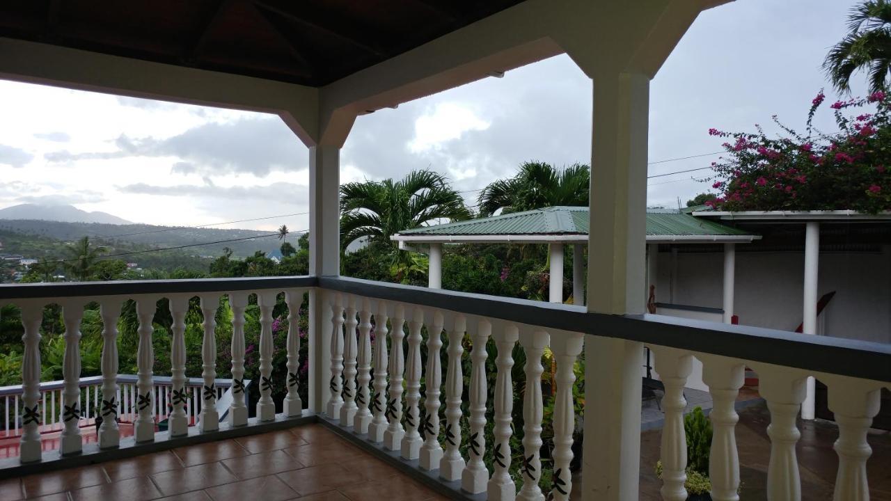 Classique International In Dominica Marigot Exterior photo
