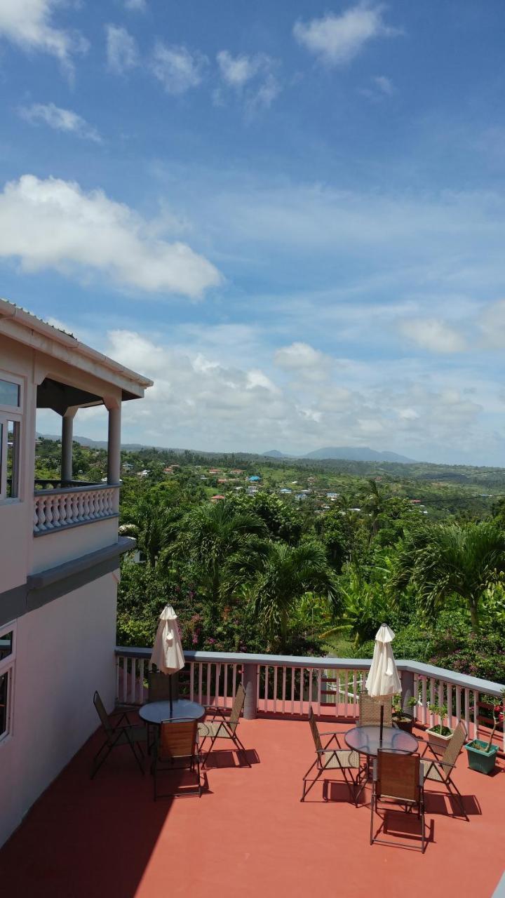 Classique International In Dominica Marigot Exterior photo